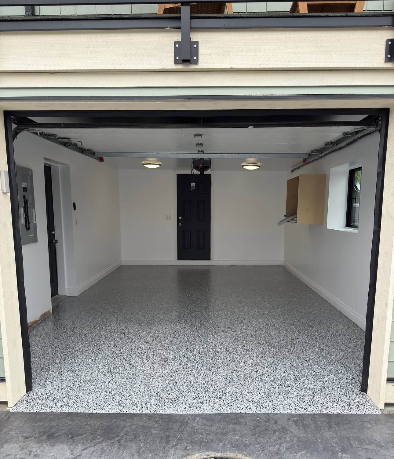 Featured epoxy flooring project